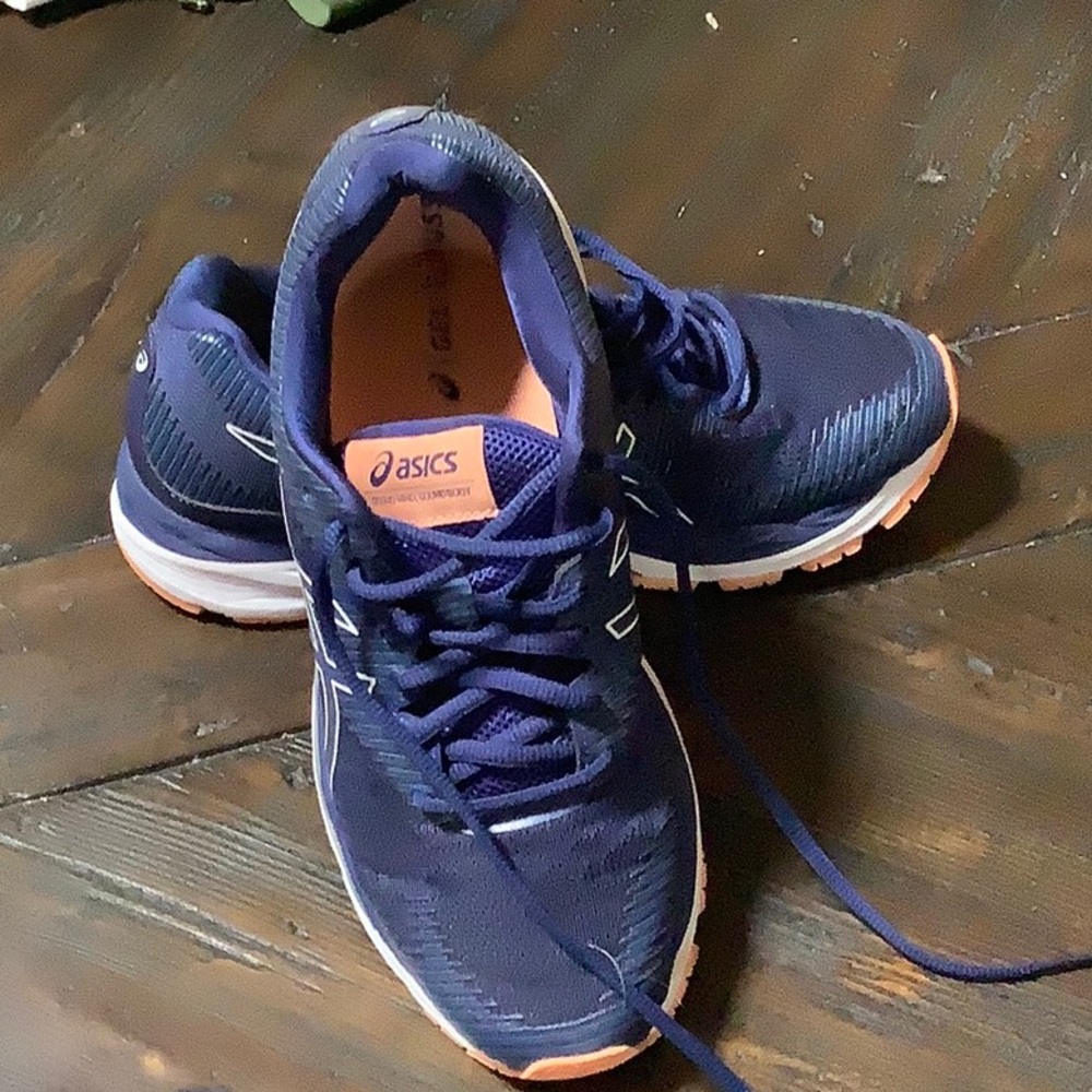 Navy ASICS Size 10 Running Shoes